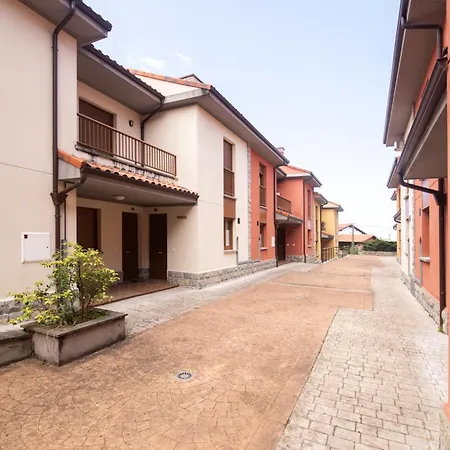 La Ola, Adosado A 900m De La Playa De Poo Holiday home